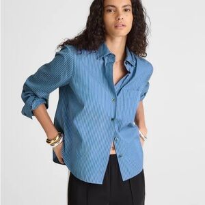 Madewell Easy Y-neck Button Up shirt